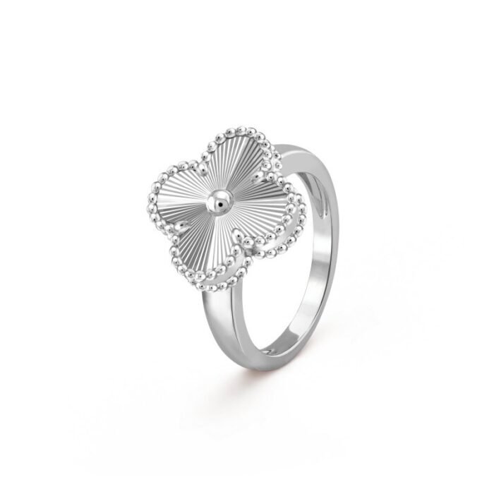 Vintage Alhambra ring