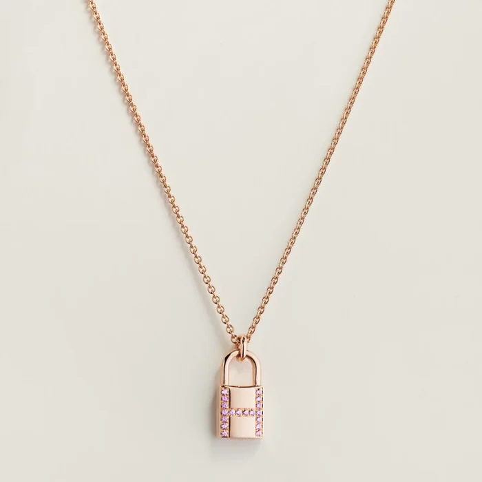 Kelly Cadenas pendant