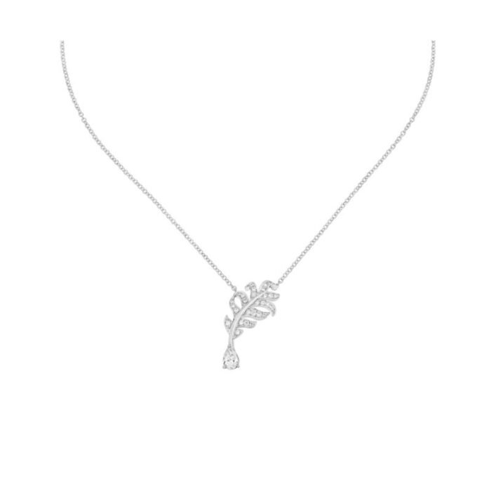 Plume de CHANEL necklace
