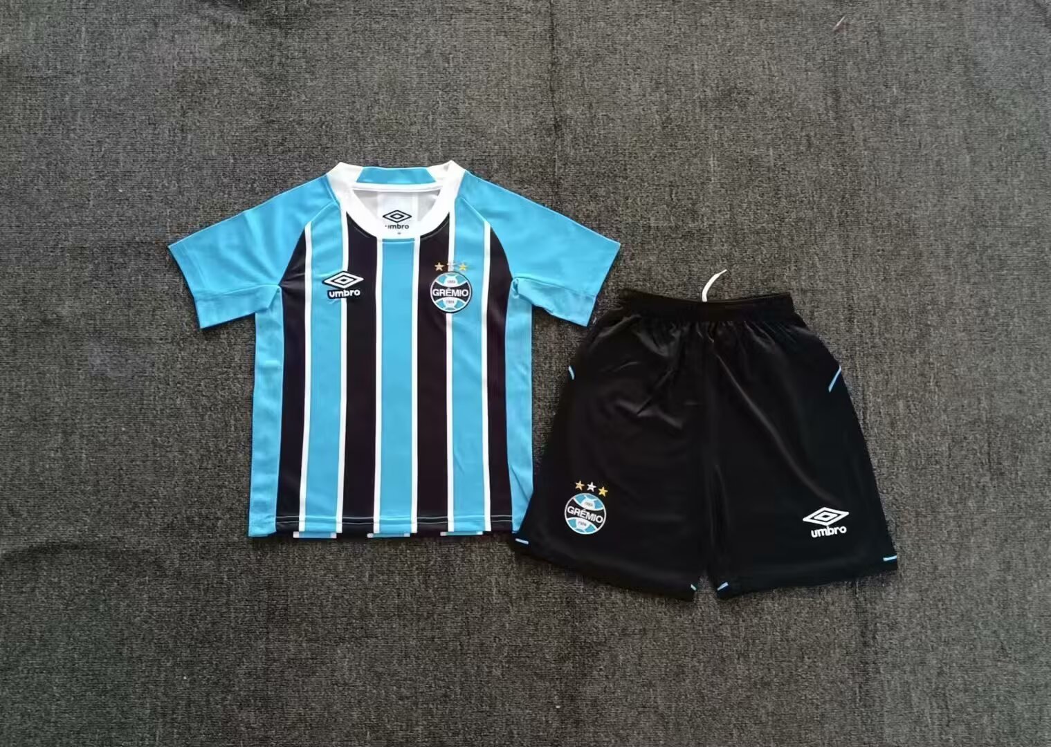 Children’s jerseys