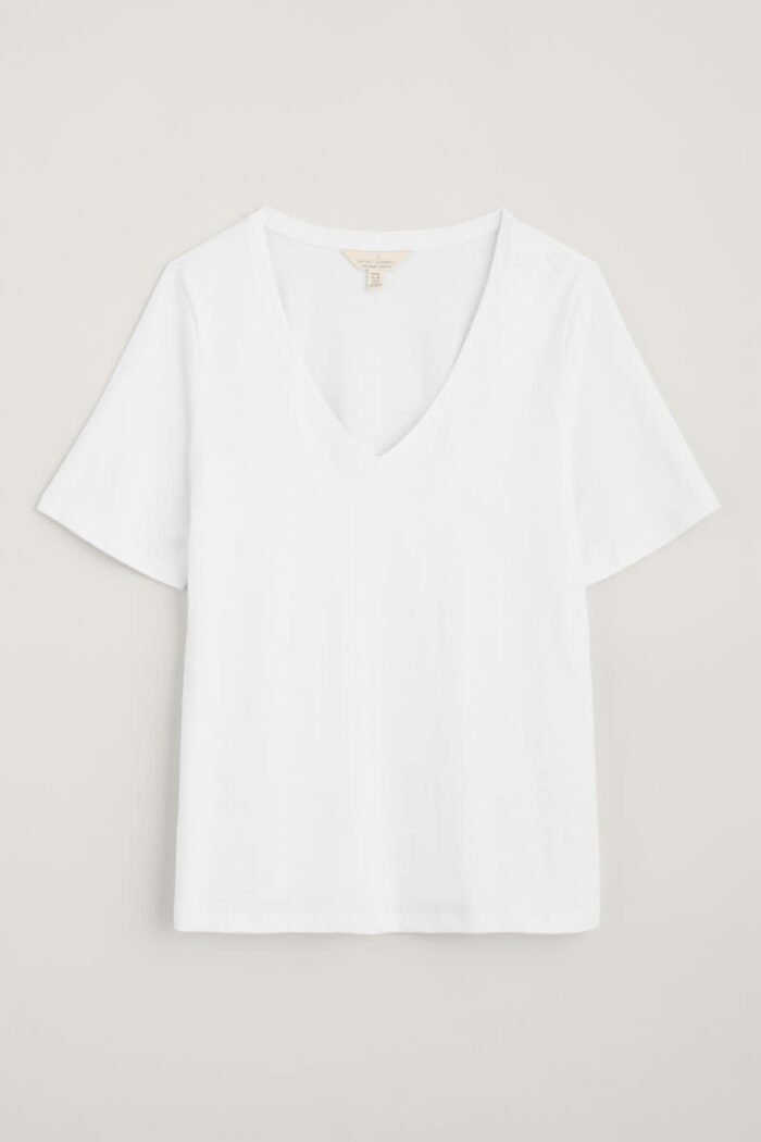 Burdock V-Neck T-Shirt in GOTS-Certified Organic Cotton Slub