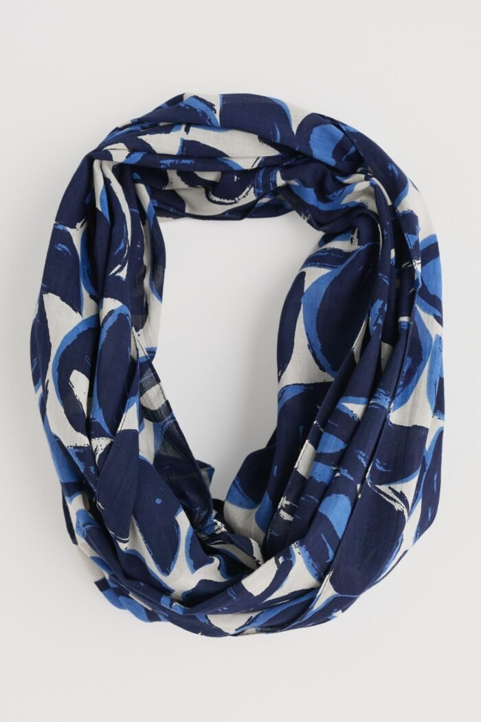 Summer Circle Scarf