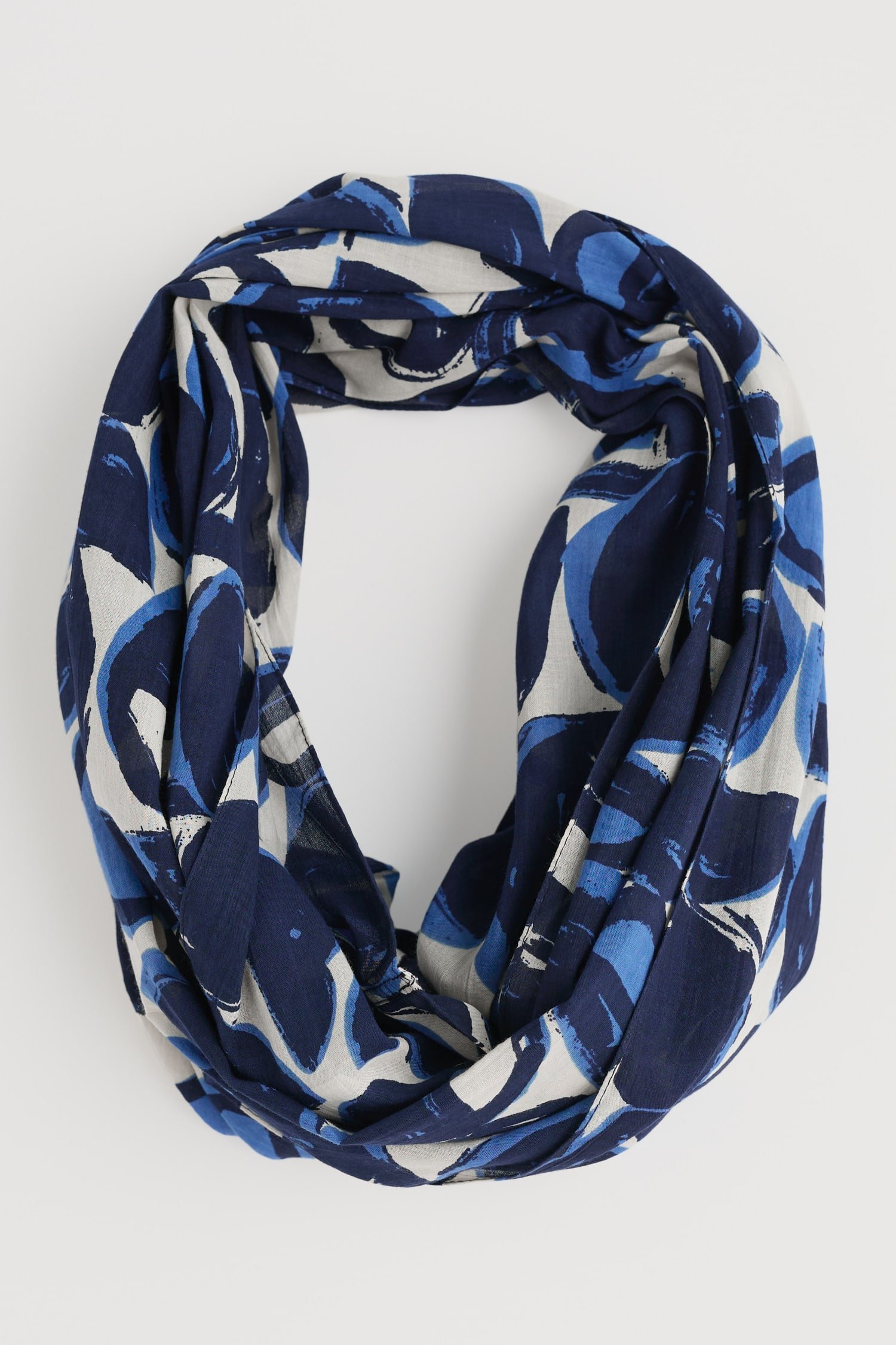 Summer Circle Scarf